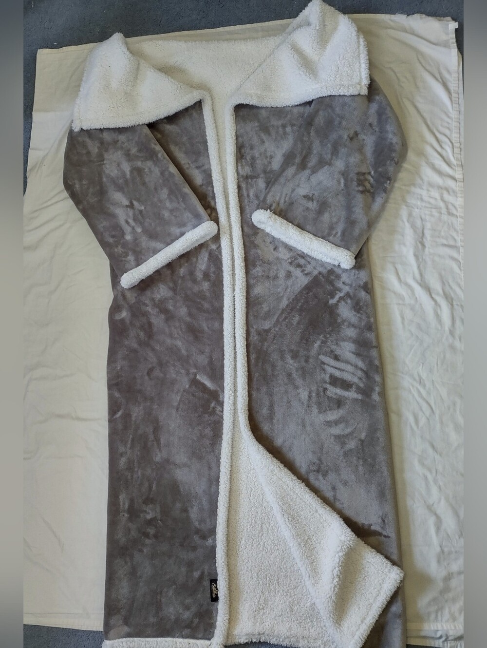 Big Thick Plush Snuggy Body Blanket by Catalonia